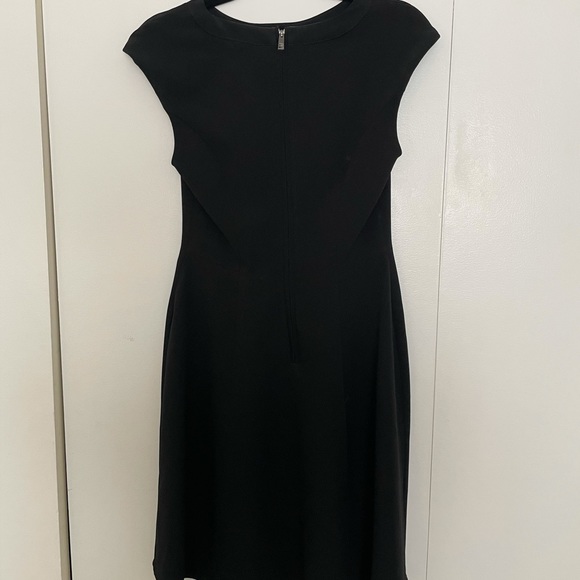 Little black dress - Picture 2 of 3